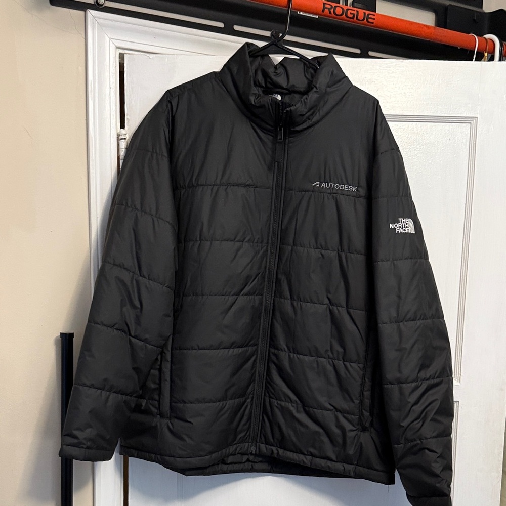 The North Face Men's Dark Puffer Jacket
